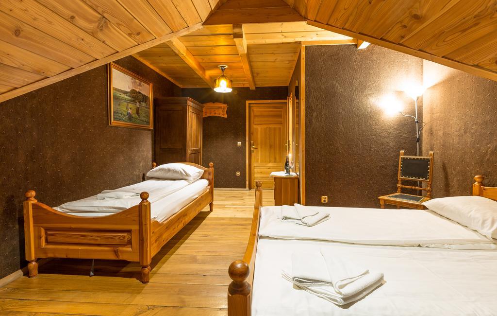 Hotel Krakowiacy I Gorale Krzyszkowice Exterior foto